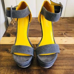 Shoedazzle - Yellow and Gray Wedges